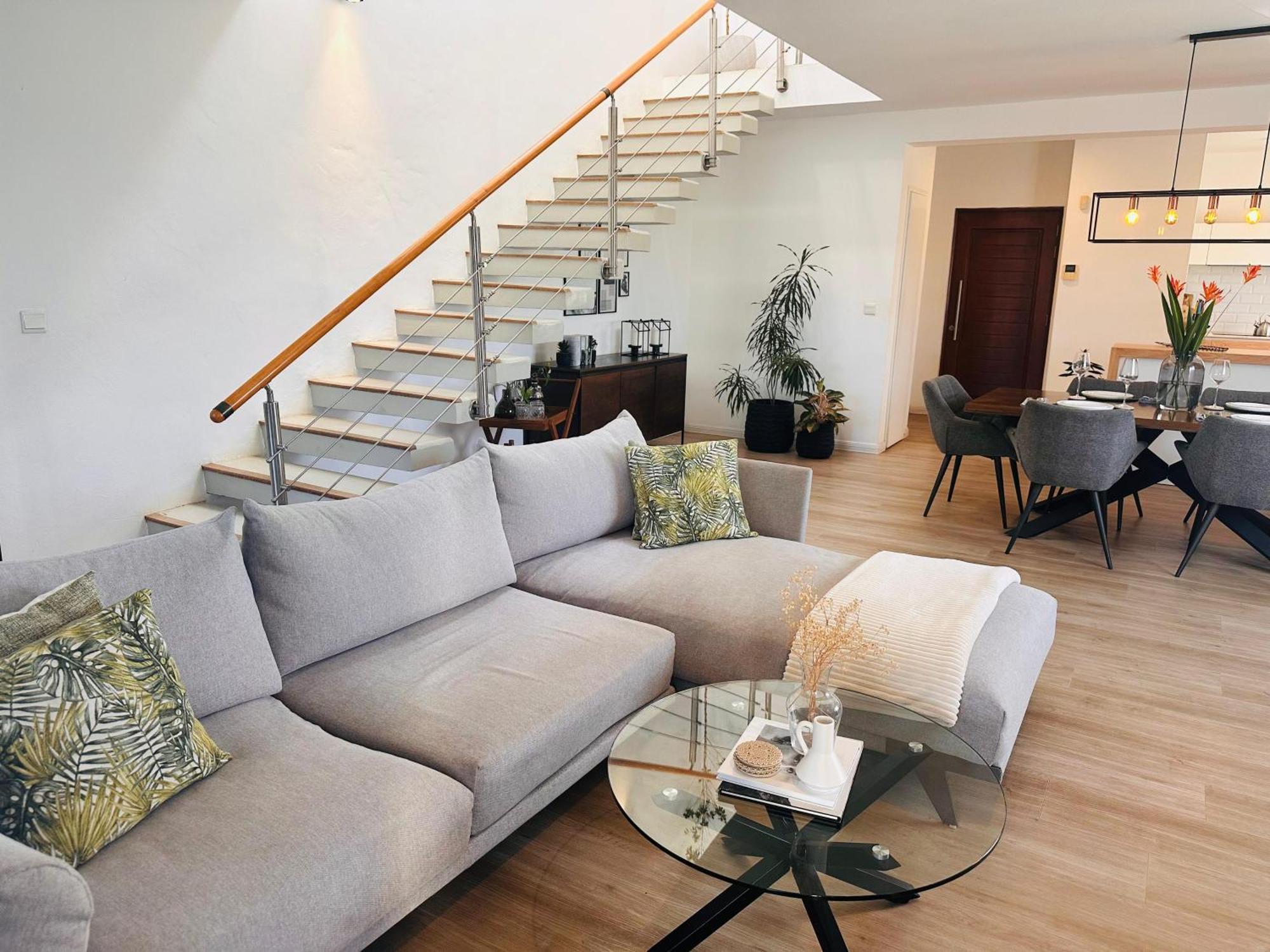 Modern Villa In Grand Bay - Short Walk To Beach Exteriér fotografie
