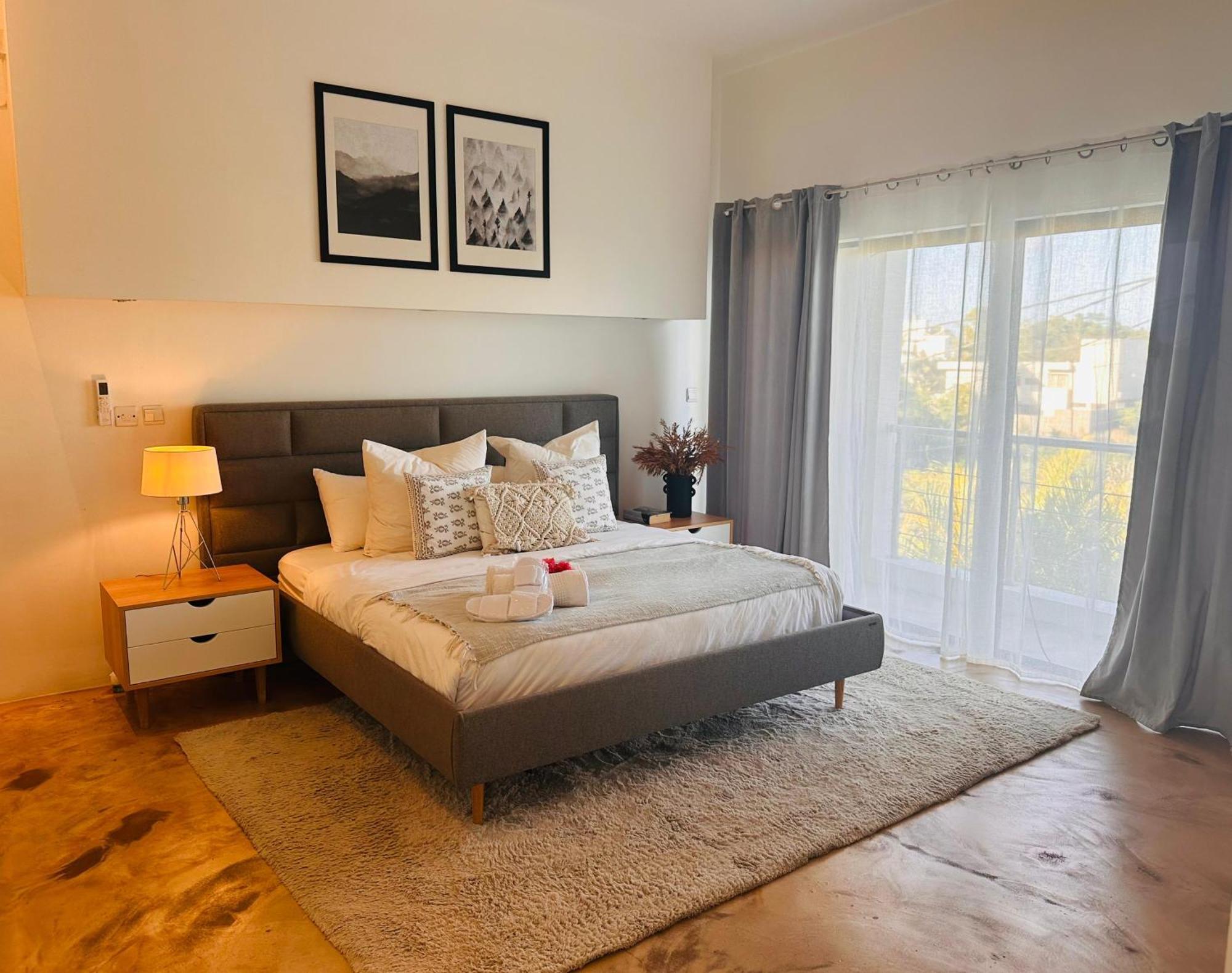 Modern Villa In Grand Bay - Short Walk To Beach Exteriér fotografie
